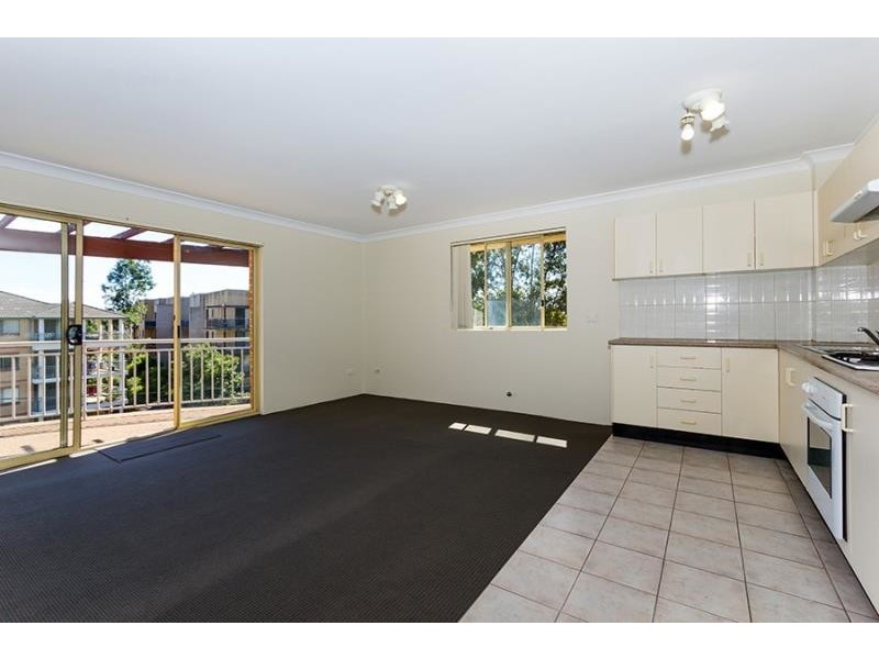 8-10 Fourth Avenue, Blacktown NSW 2148